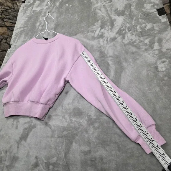 Wild Fable Cropped Sweatshirt Womens XS Lavender Pastel Casual - Picture 8 of 8
